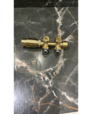 Gouden radiator aansluitset Haaks voor radiatoren met onder aansluiting t.b.v 15 mm buis